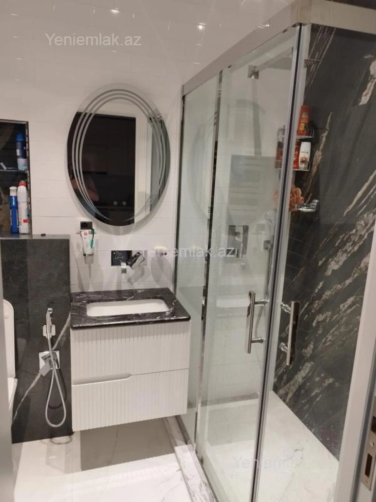 Satılır 2 otaqlı yeni tikili 72 m²