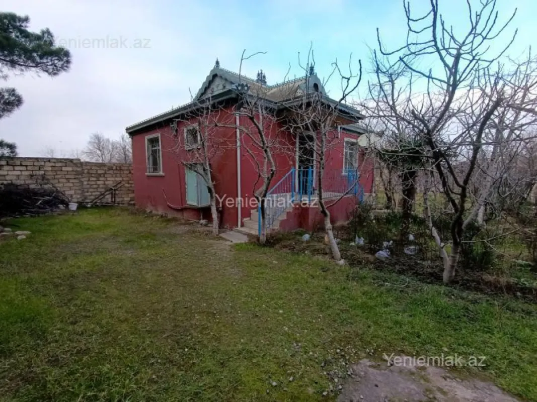 Satılır 3 otaqlı həyət evi 150 m²