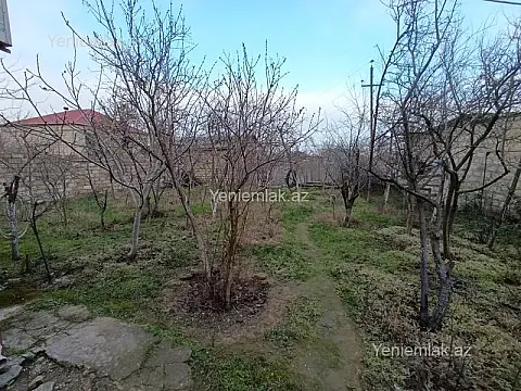 Satılır 3 otaqlı həyət evi 150 m²