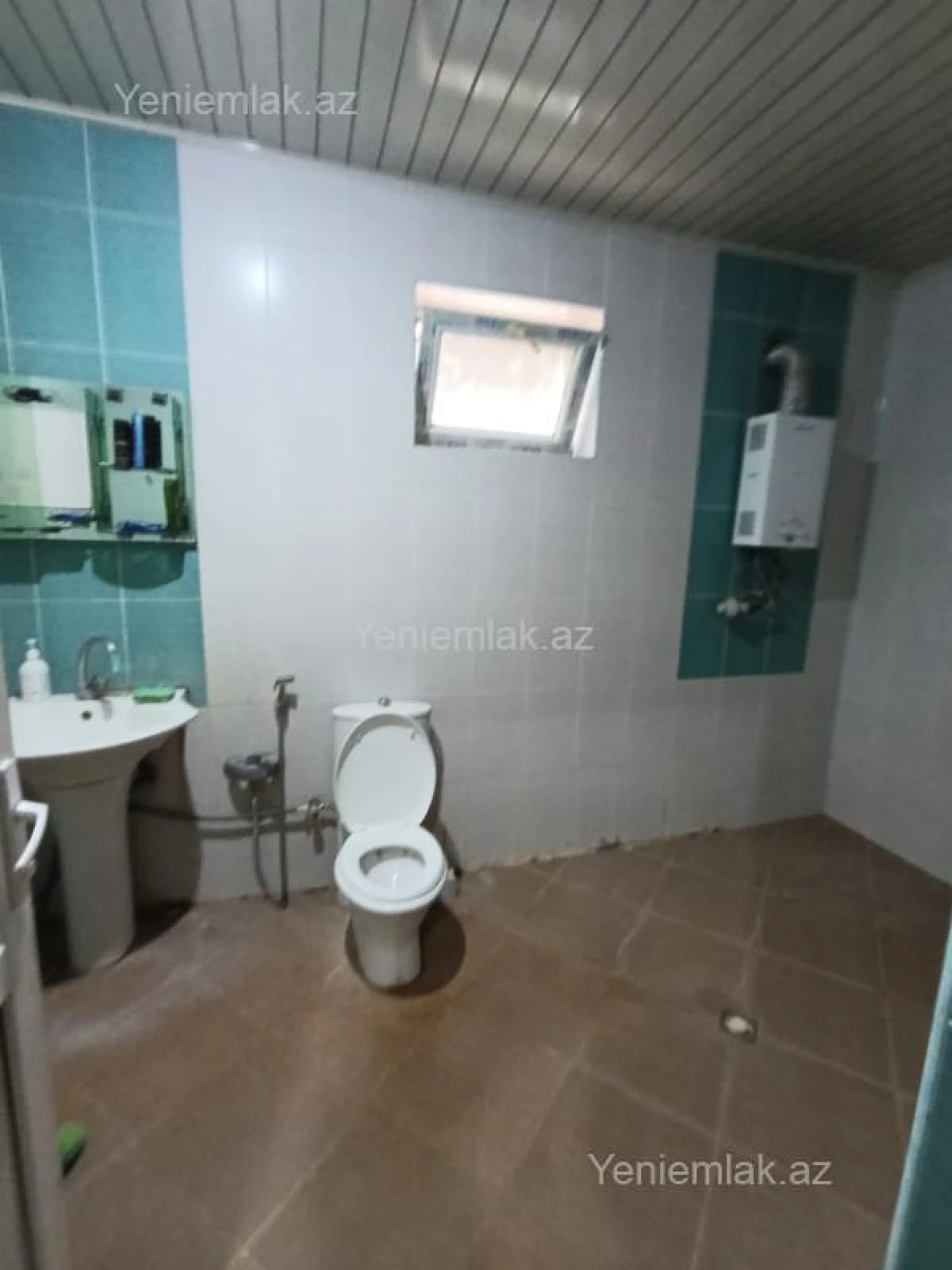 Satılır 3 otaqlı həyət evi 150 m²
