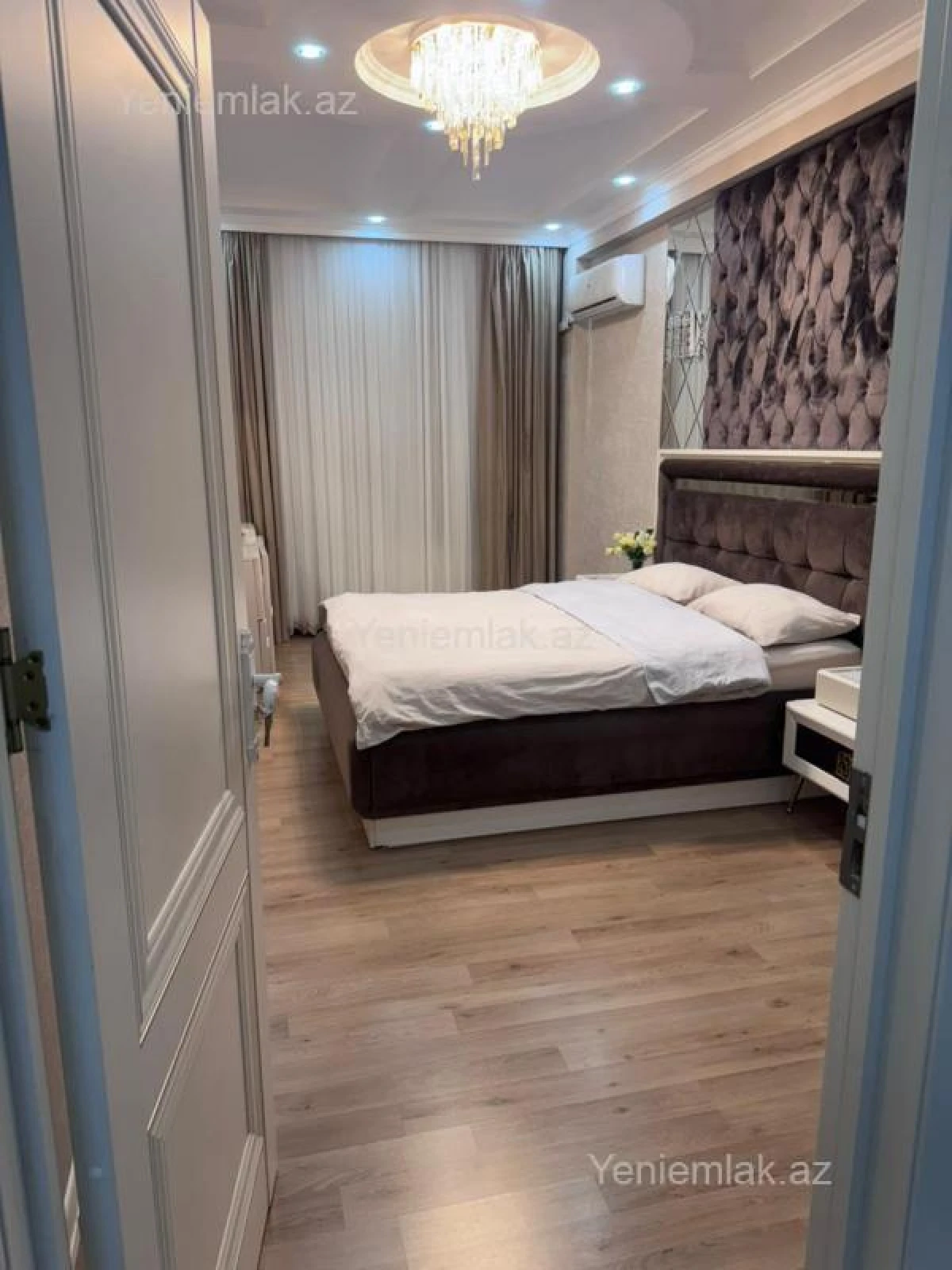 Satılır 4 otaqlı yeni tikili 150 m²