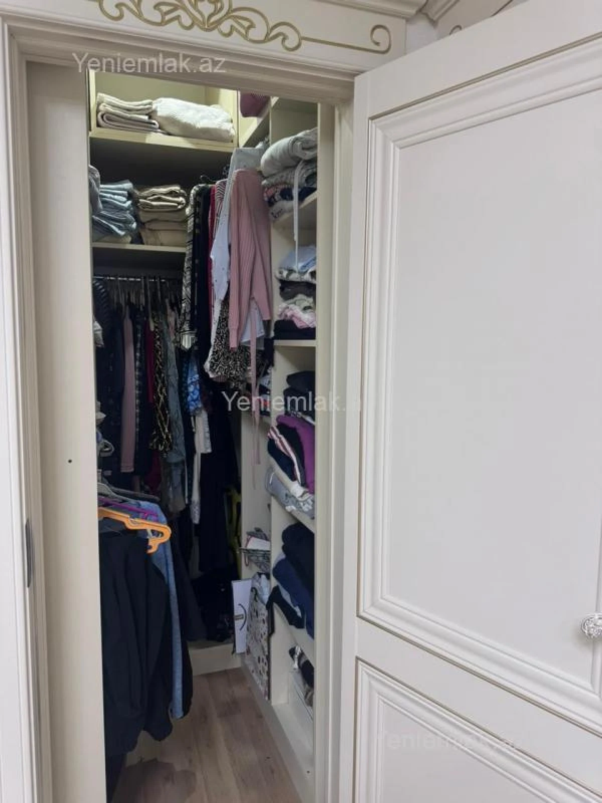 Satılır 4 otaqlı yeni tikili 150 m²