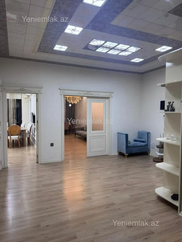 Satılır 4 otaqlı yeni tikili 150 m²