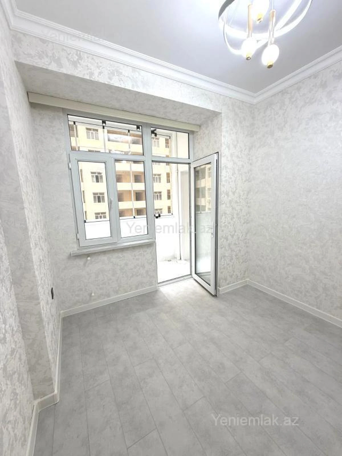 Satılır 3 otaqlı yeni tikili 62 m²