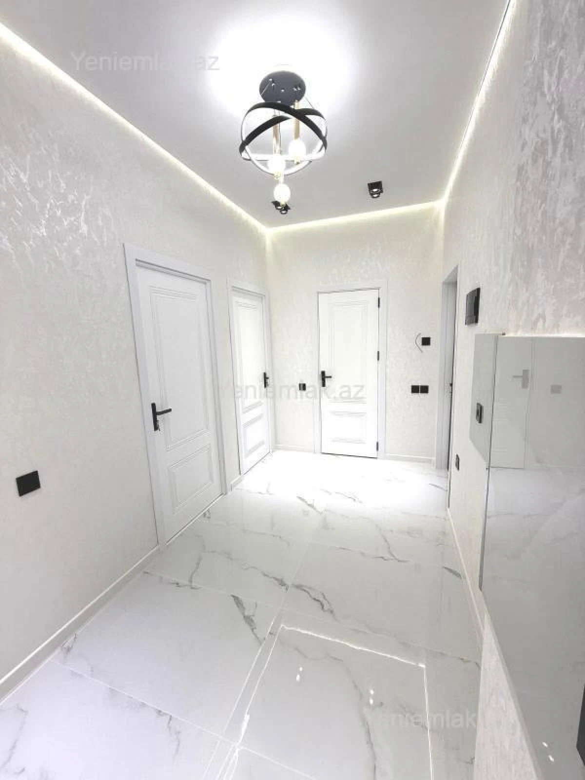 Satılır 3 otaqlı yeni tikili 62 m²