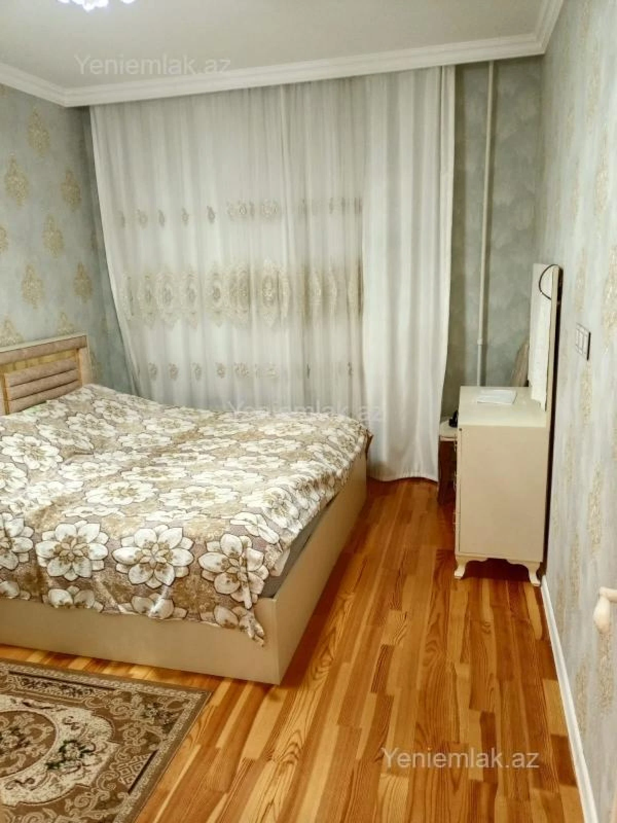 Satılır 5 otaqlı köhnə tikili 125 m²
