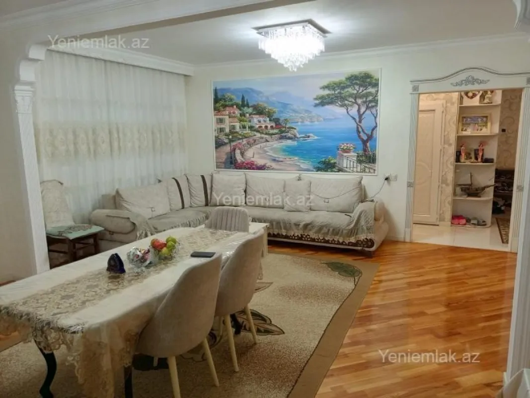 Satılır 5 otaqlı köhnə tikili 125 m²