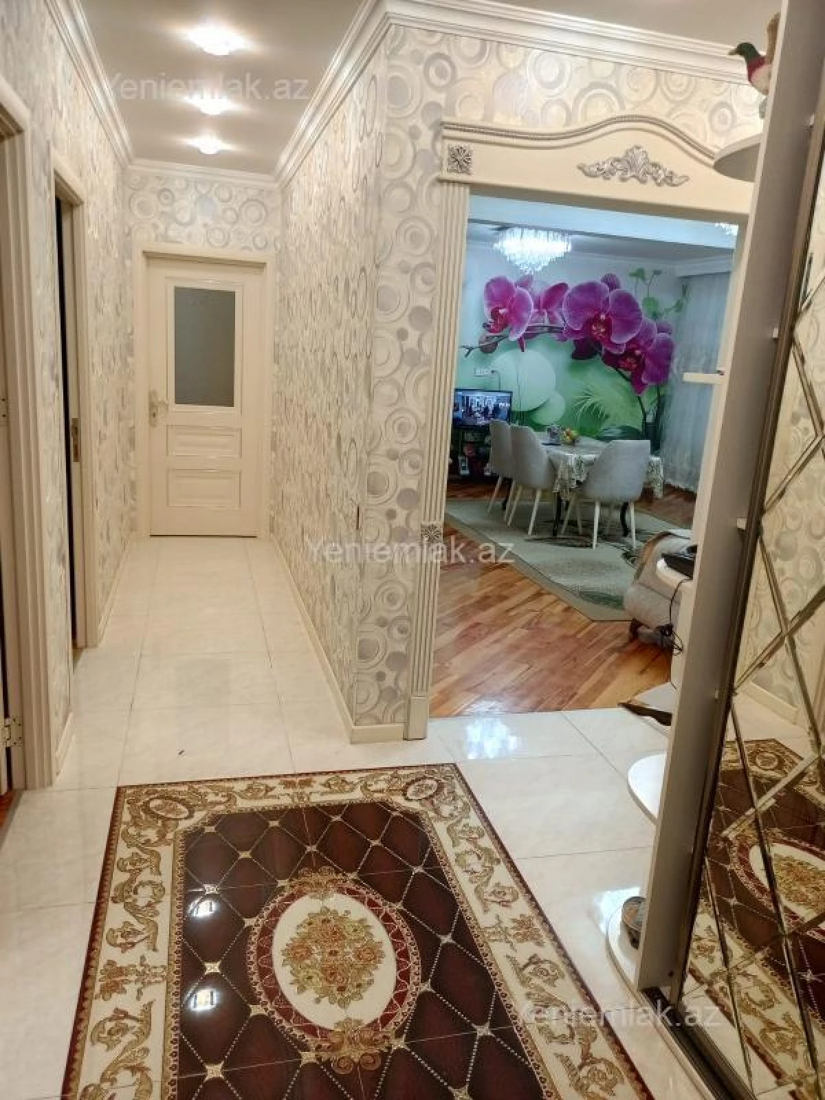 Satılır 5 otaqlı köhnə tikili 125 m²