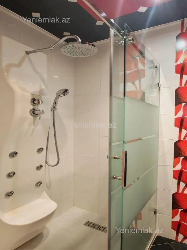 Satılır 4 otaqlı yeni tikili 182 m²