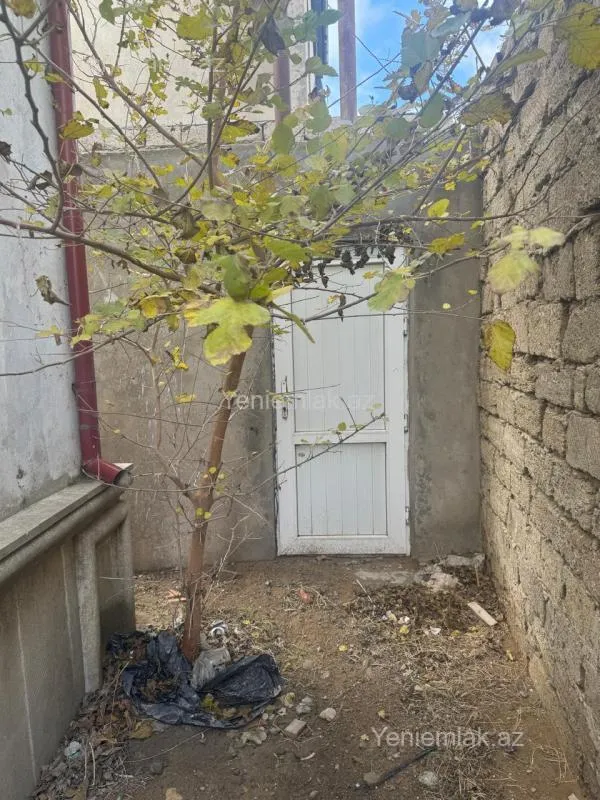 Satılır 5 otaqlı həyət evi 429 m²