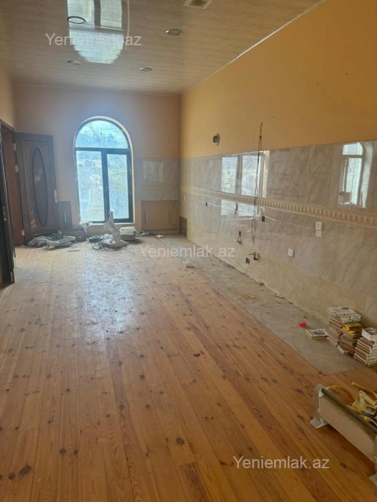 Satılır 5 otaqlı həyət evi 429 m²