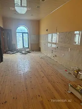 Satılır 5 otaqlı həyət evi 429 m²