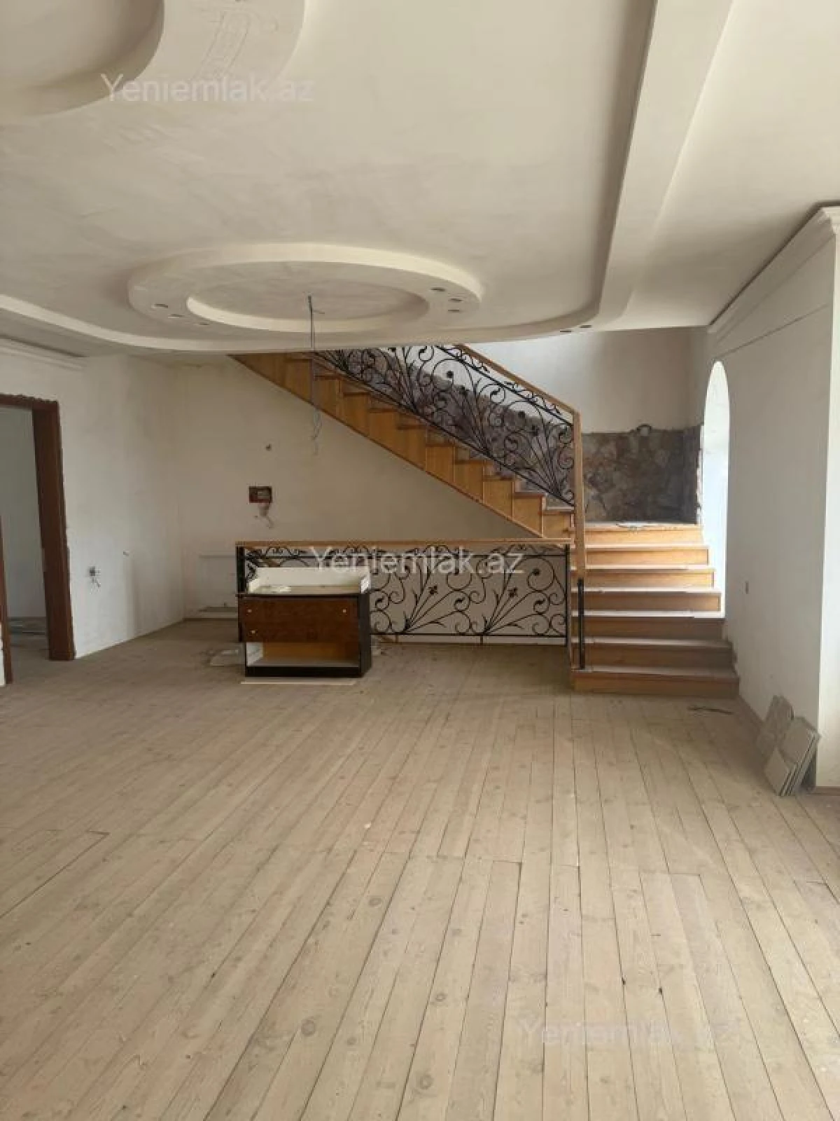 Satılır 5 otaqlı həyət evi 429 m²
