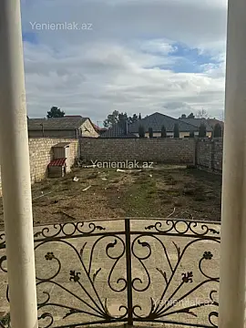 Satılır 5 otaqlı həyət evi 429 m²