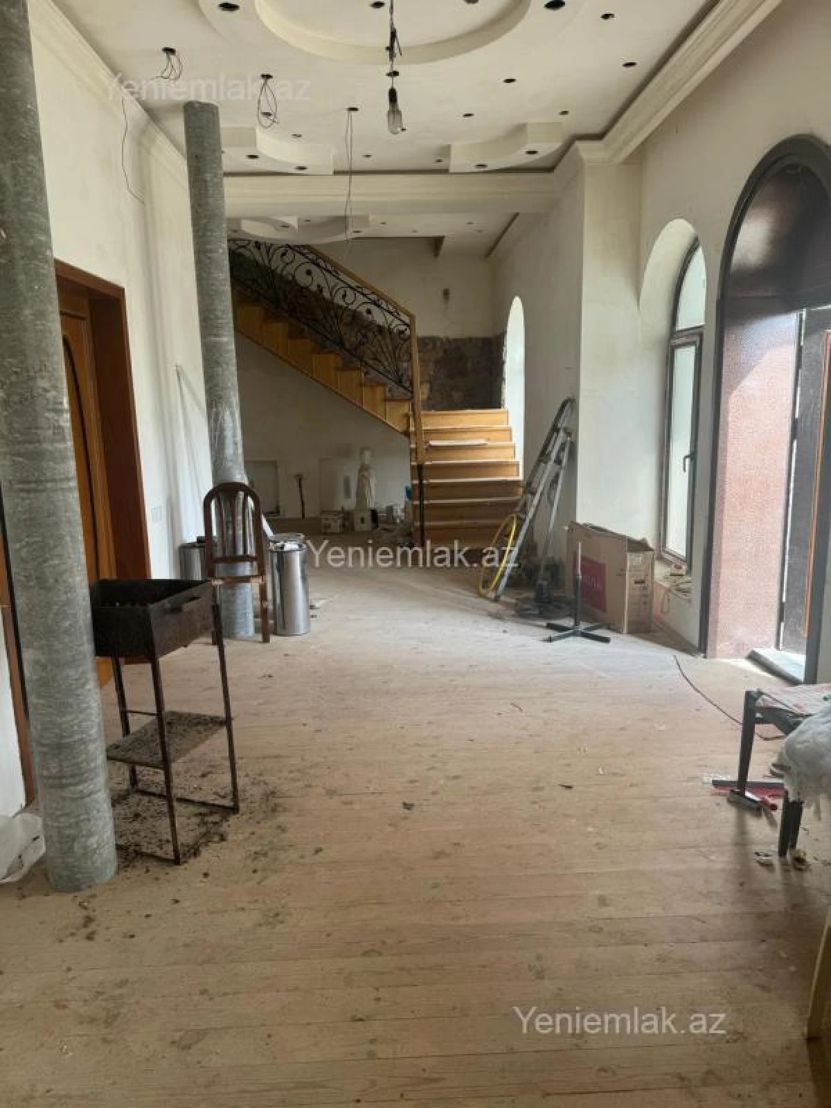 Satılır 5 otaqlı həyət evi 429 m²