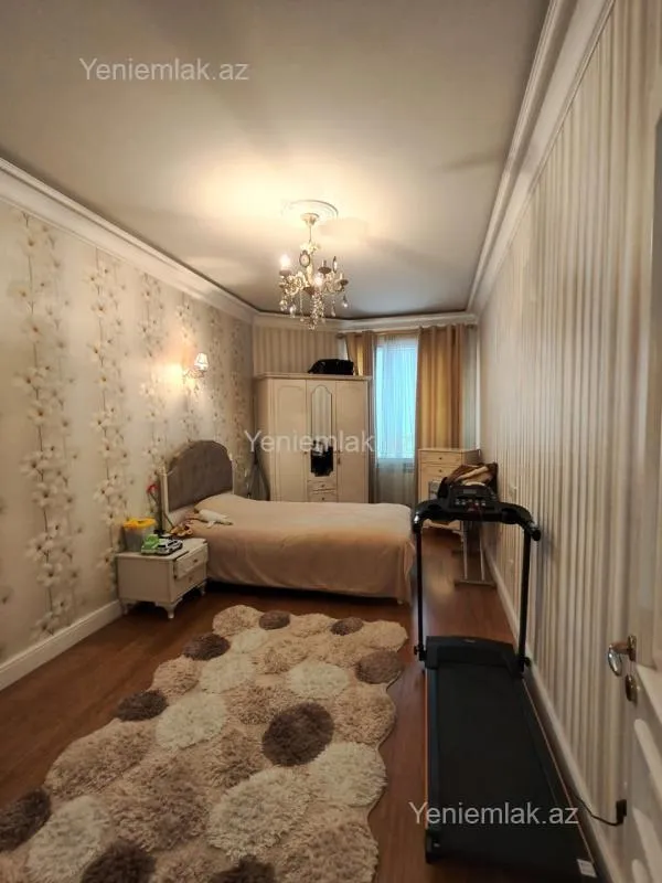 Satılır 3 otaqlı yeni tikili 100 m²