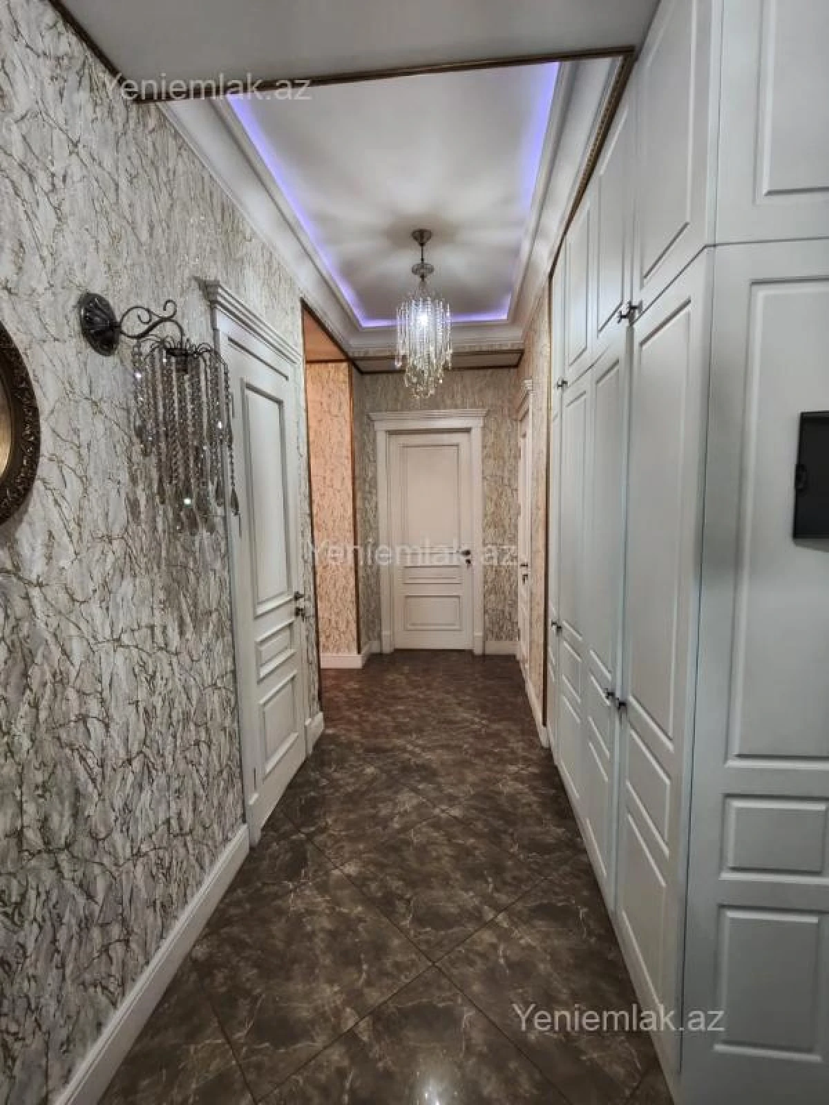 Satılır 3 otaqlı yeni tikili 100 m²