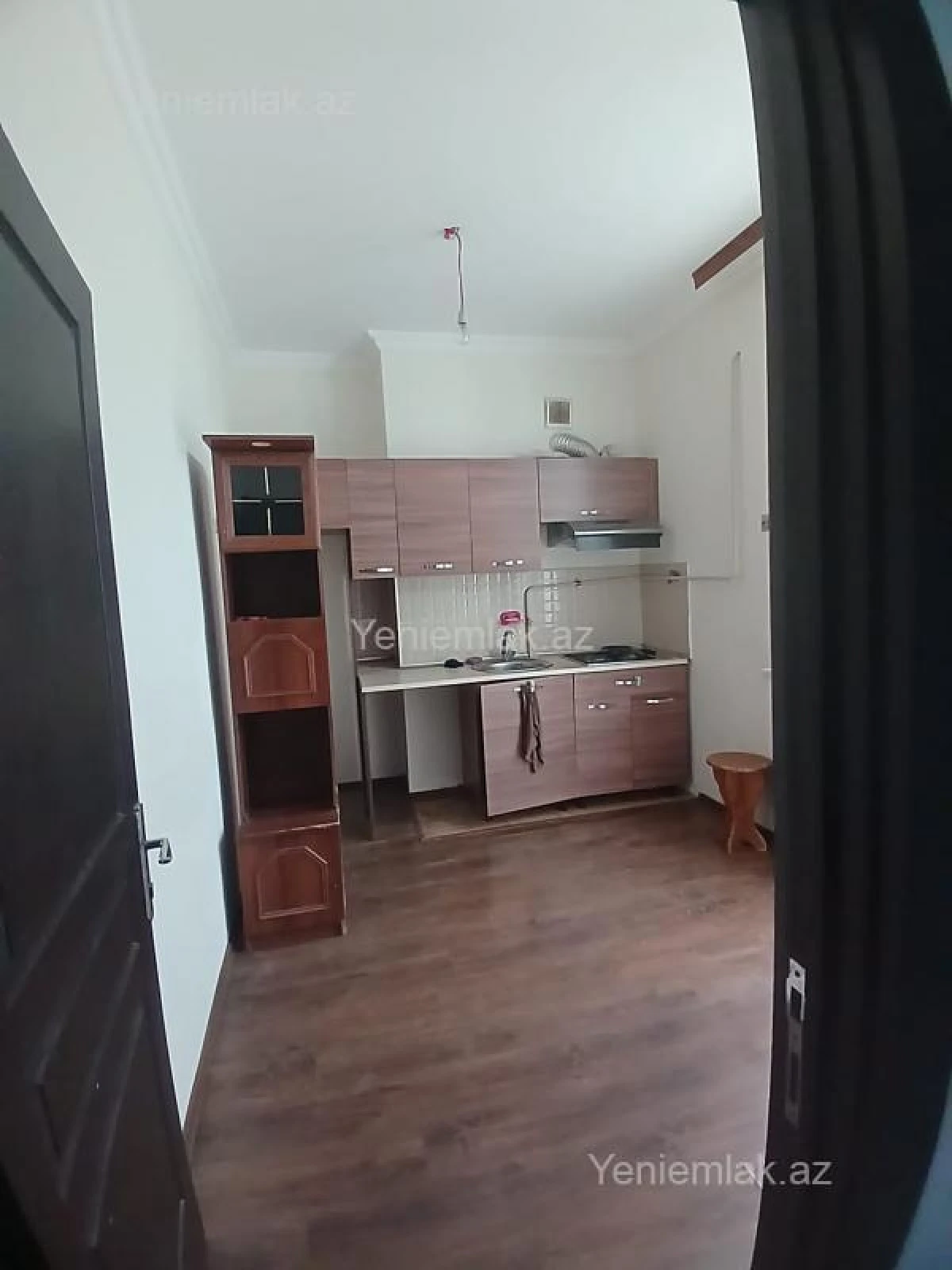 Satılır 3 otaqlı yeni tikili 75 m²