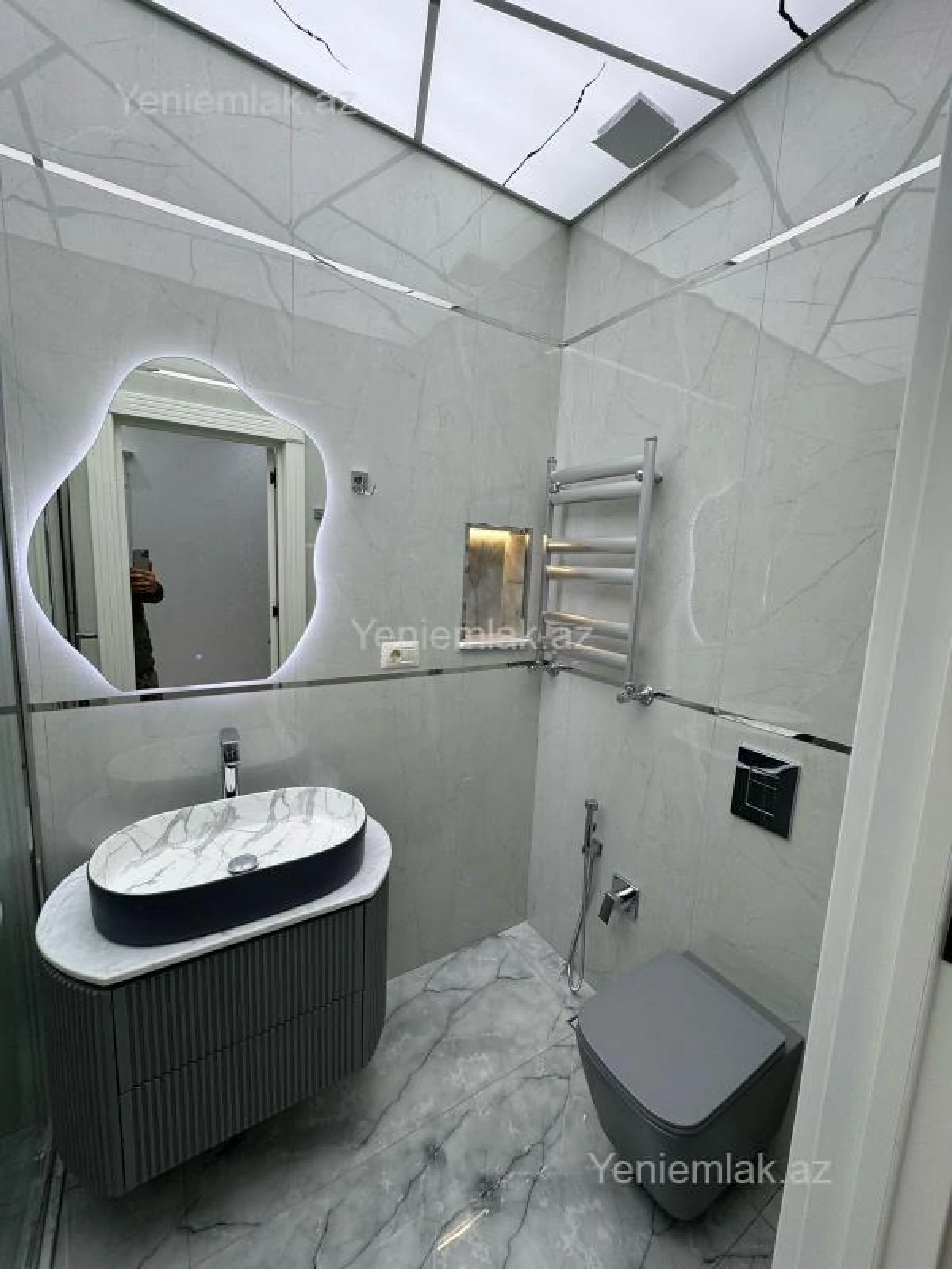 Satılır 3 otaqlı yeni tikili 95 m²