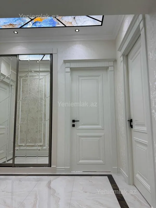 Satılır 3 otaqlı yeni tikili 95 m²