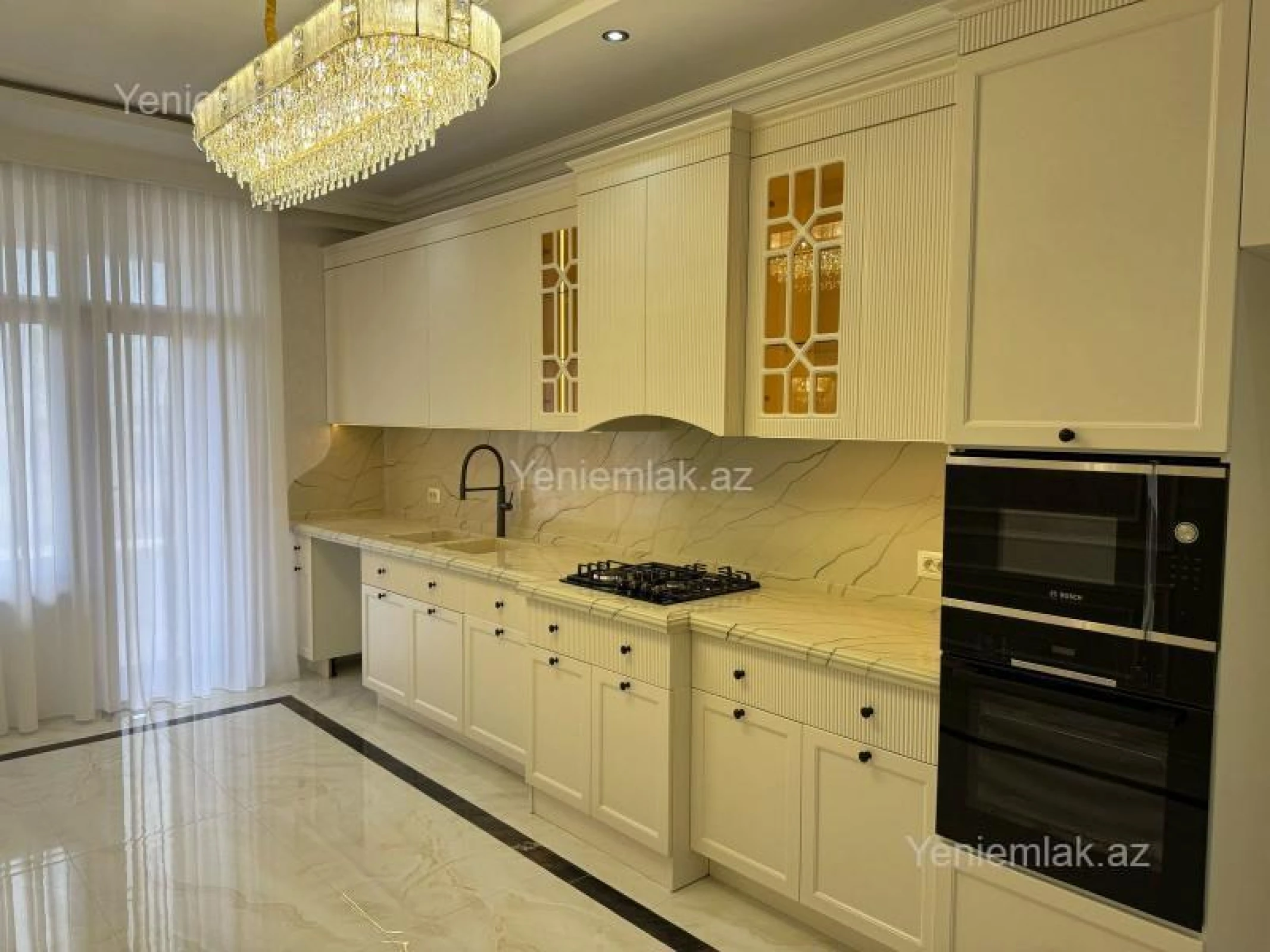 Satılır 3 otaqlı yeni tikili 95 m²