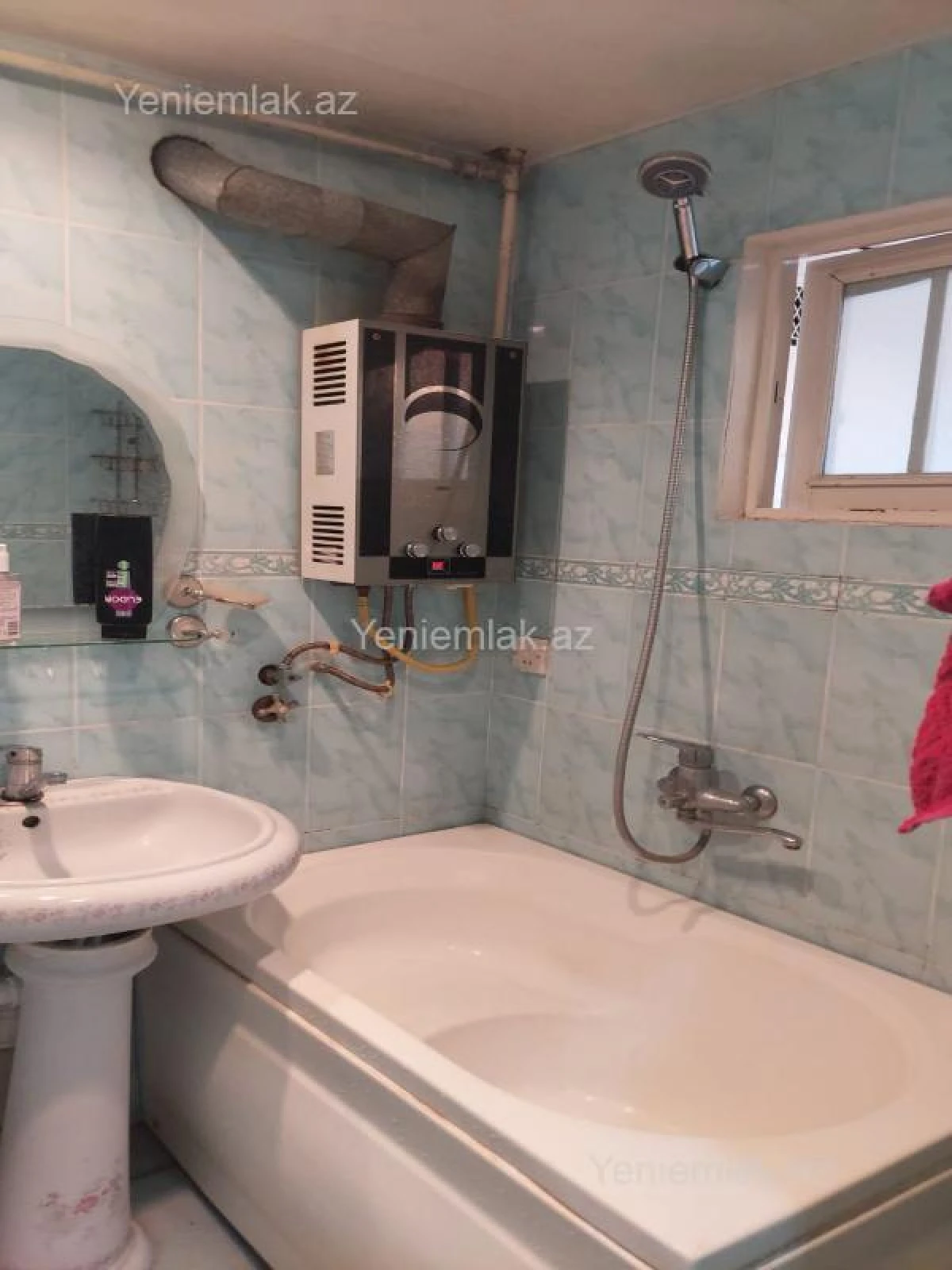 Satılır 1 otaqlı köhnə tikili 33 m²