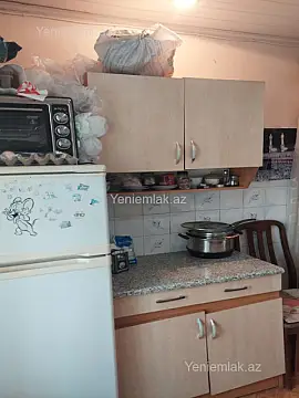 Satılır 1 otaqlı köhnə tikili 33 m²