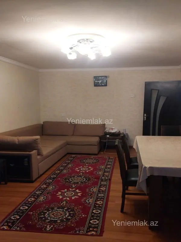 Satılır 1 otaqlı köhnə tikili 33 m²