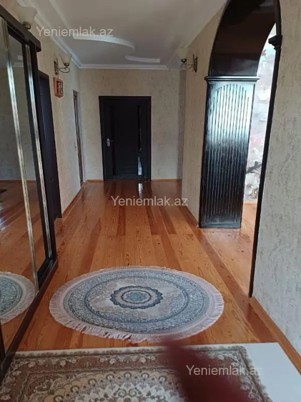 Satılır 4 otaqlı həyət evi 150 m²