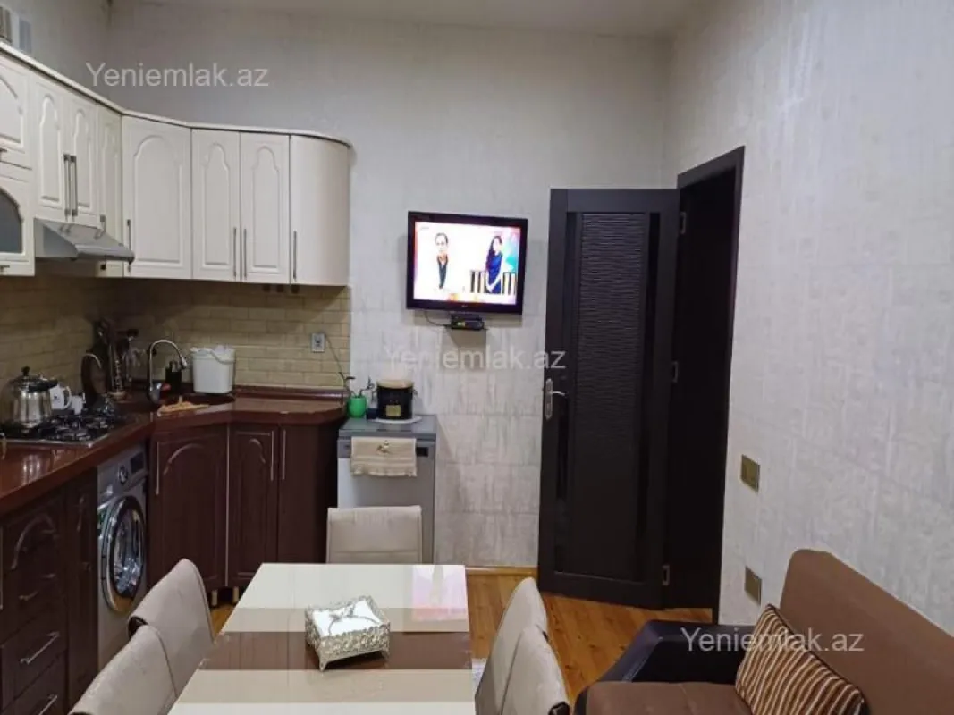 Satılır 4 otaqlı həyət evi 150 m²