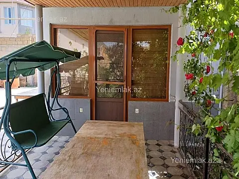 Satılır 4 otaqlı həyət evi 150 m²