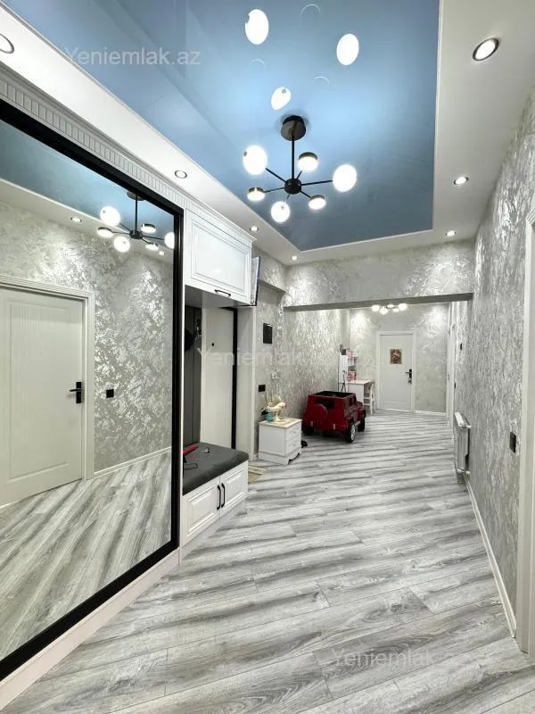 Satılır 4 otaqlı yeni tikili 128 m²