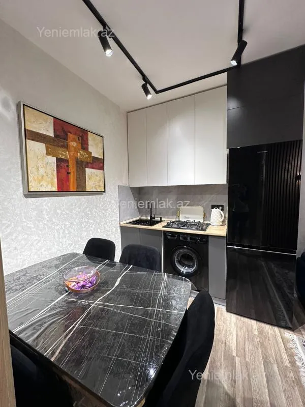 Satılır 2 otaqlı yeni tikili 50 m²