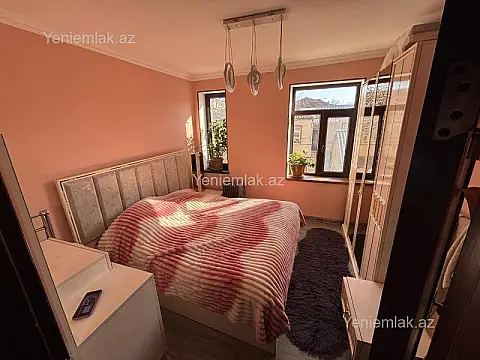 Satılır 3 otaqlı köhnə tikili 65 m²