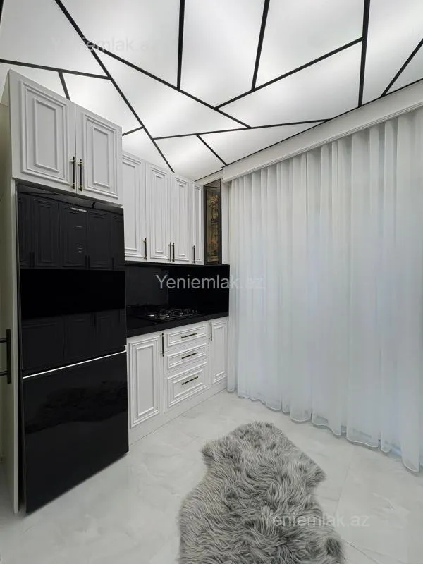 Satılır 3 otaqlı yeni tikili 100 m²