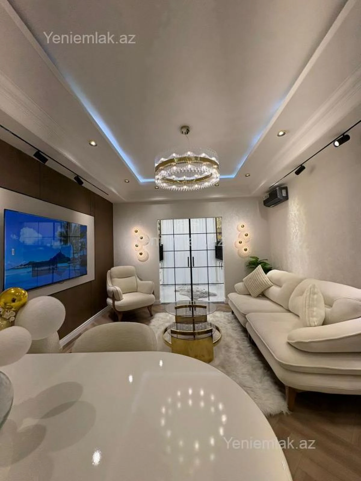 Satılır 3 otaqlı yeni tikili 100 m²