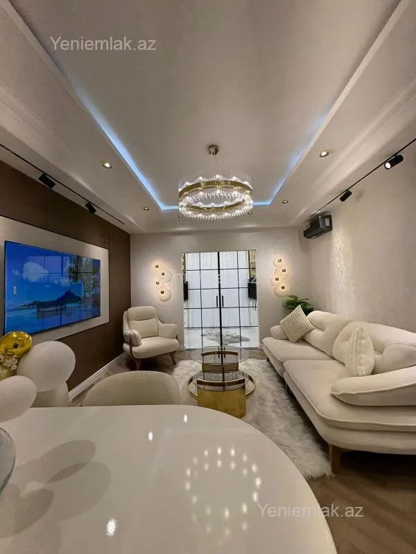 Satılır 3 otaqlı yeni tikili 100 m²