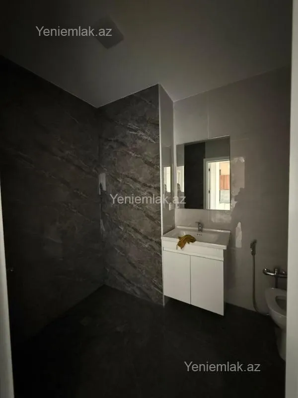 Satılır 2 otaqlı yeni tikili 46.5 m²