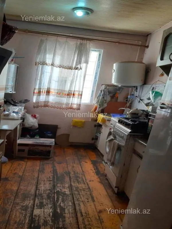 Satılır 3 otaqlı köhnə tikili 65 m²