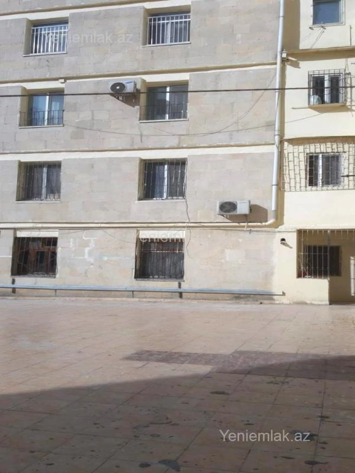 Satılır 3 otaqlı köhnə tikili 65 m²