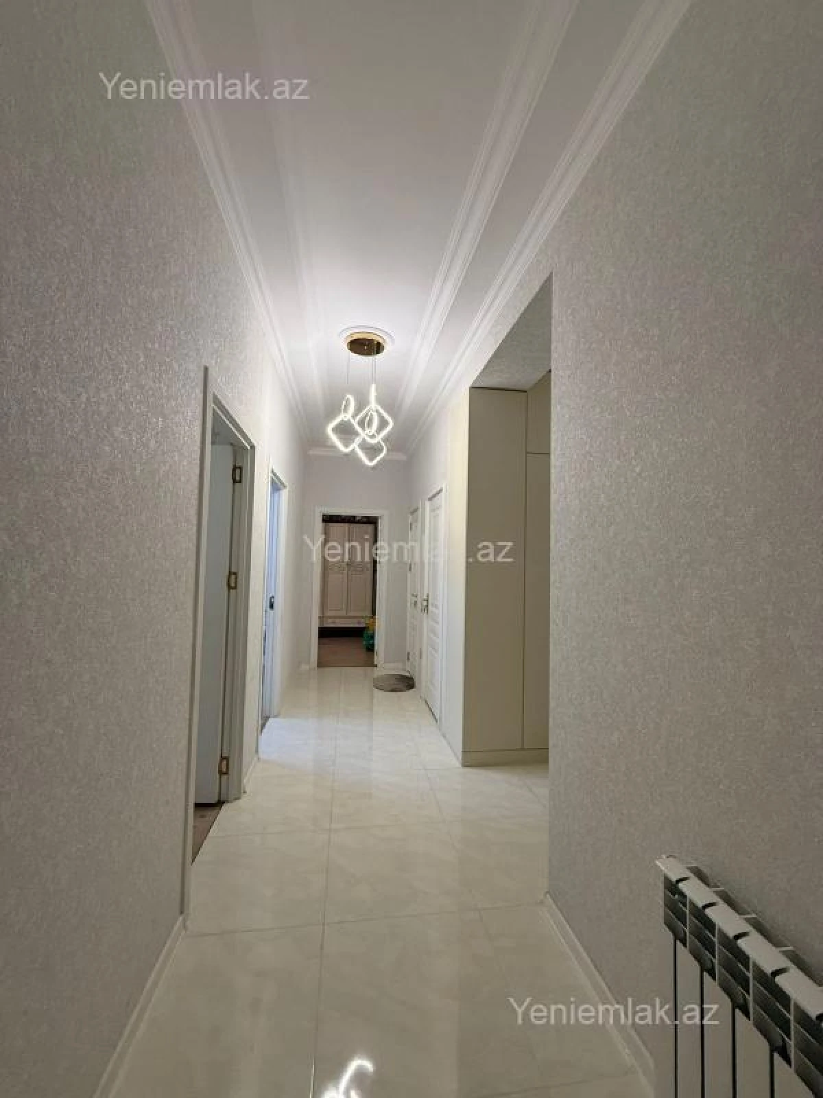 Satılır 3 otaqlı yeni tikili 92.5 m²