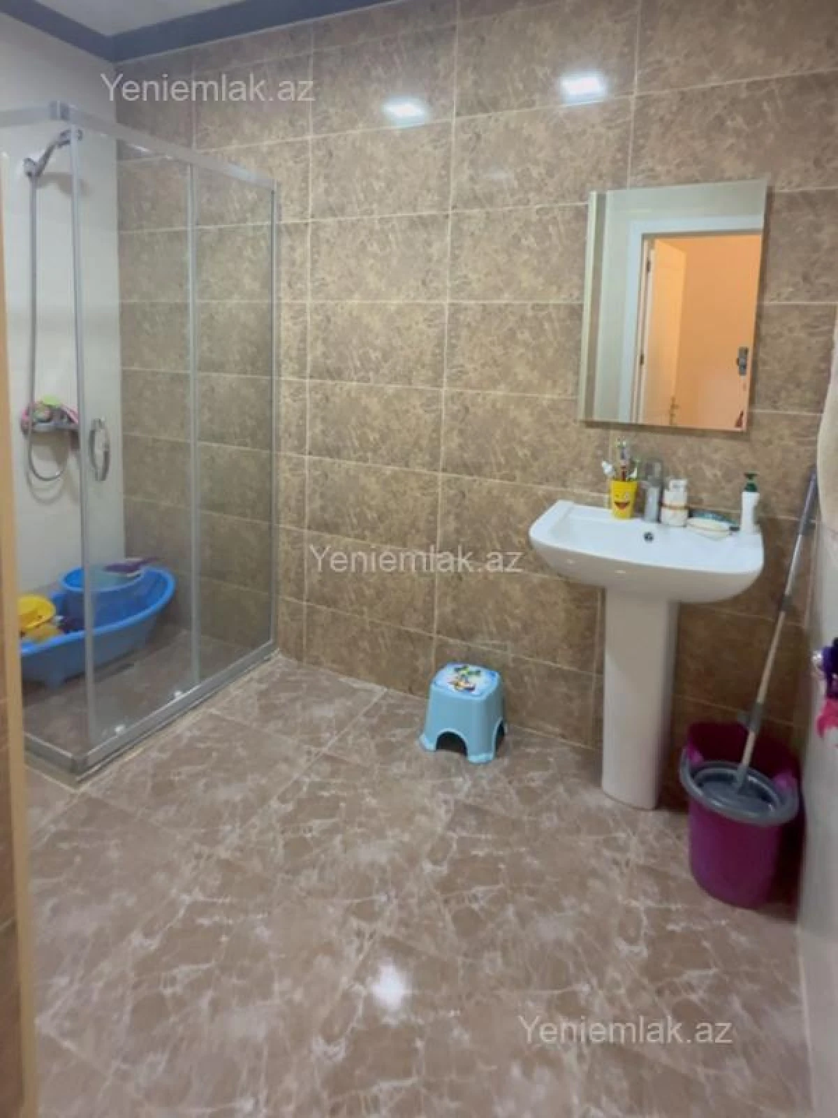 Satılır 3 otaqlı yeni tikili 92.5 m²