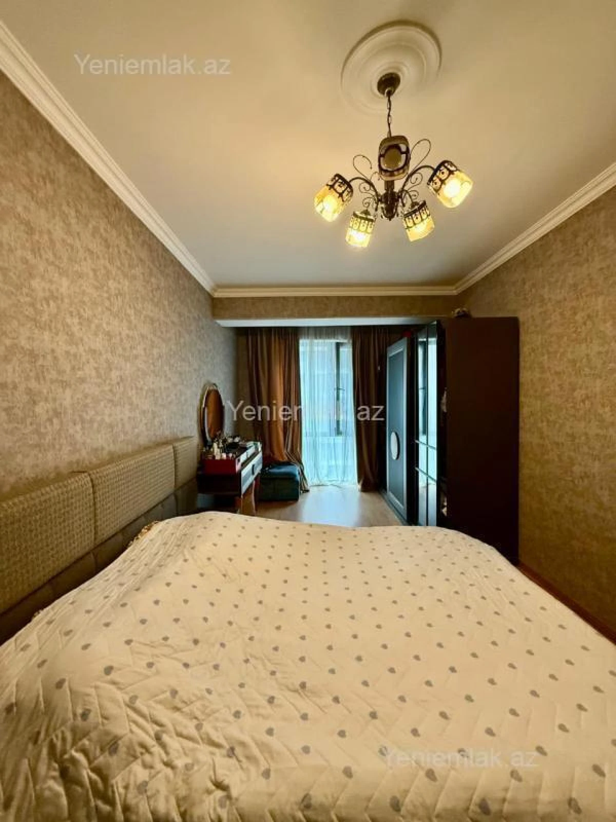 Satılır 2 otaqlı yeni tikili 82 m²