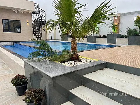 Satılır 4 otaqlı həyət evi 185 m²