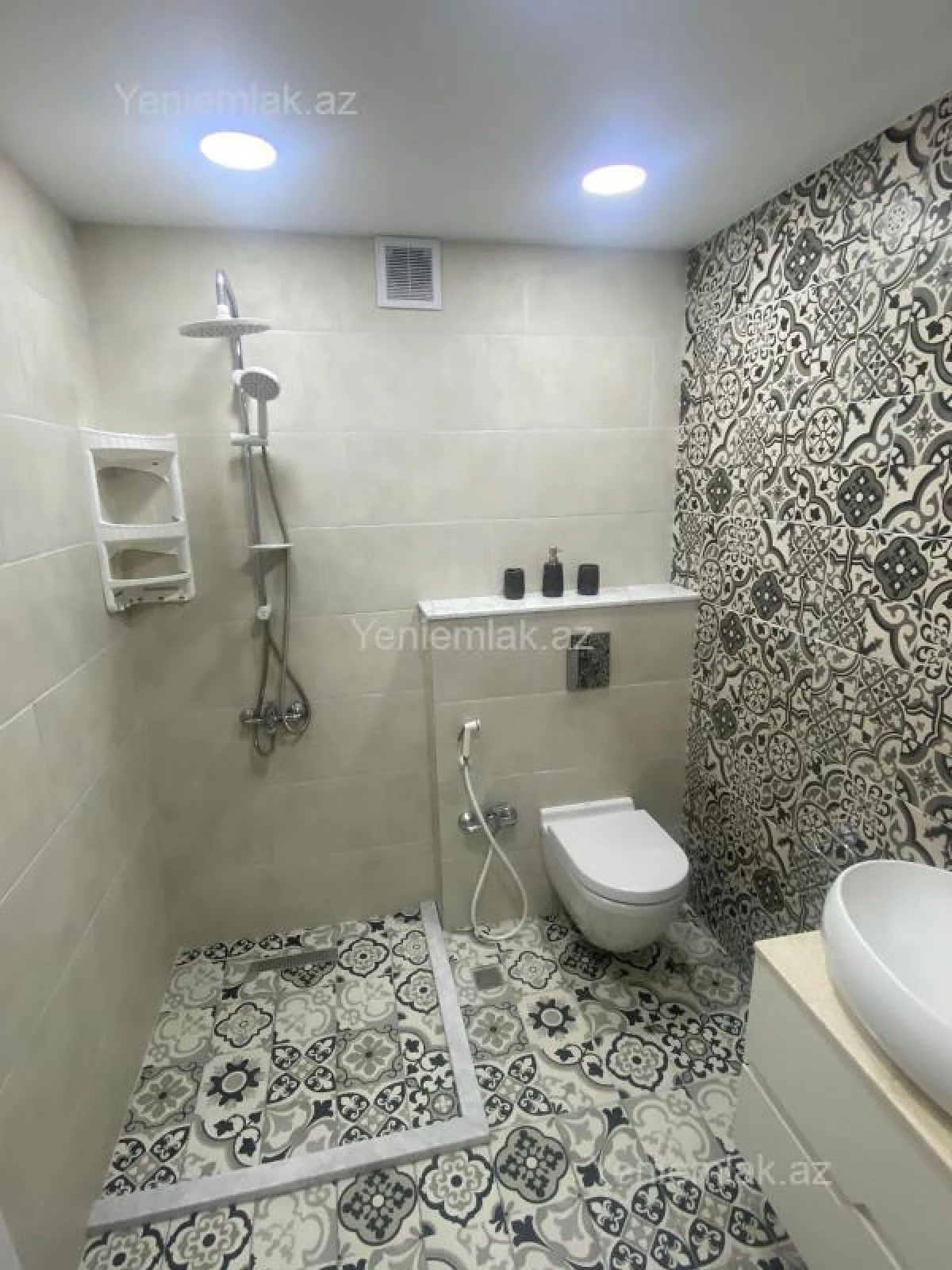 Satılır 3 otaqlı həyət evi 100 m²