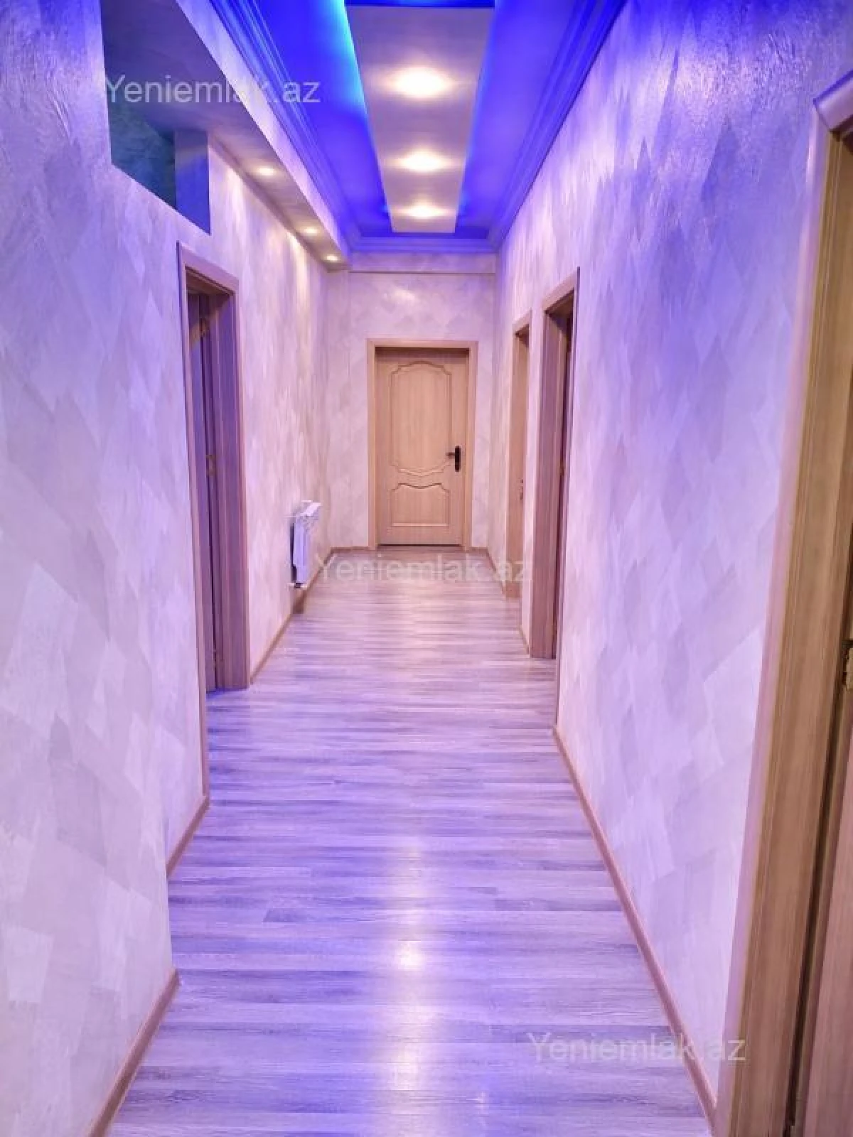 Satılır 4 otaqlı yeni tikili 140 m²