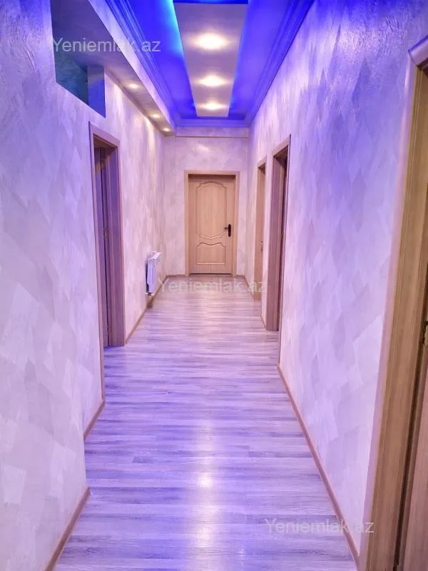 Satılır 4 otaqlı yeni tikili 140 m²