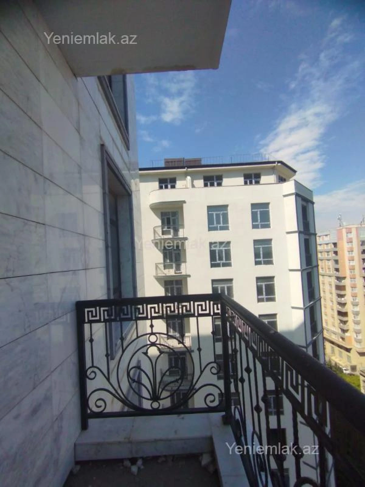 Satılır 3 otaqlı yeni tikili 155 m²