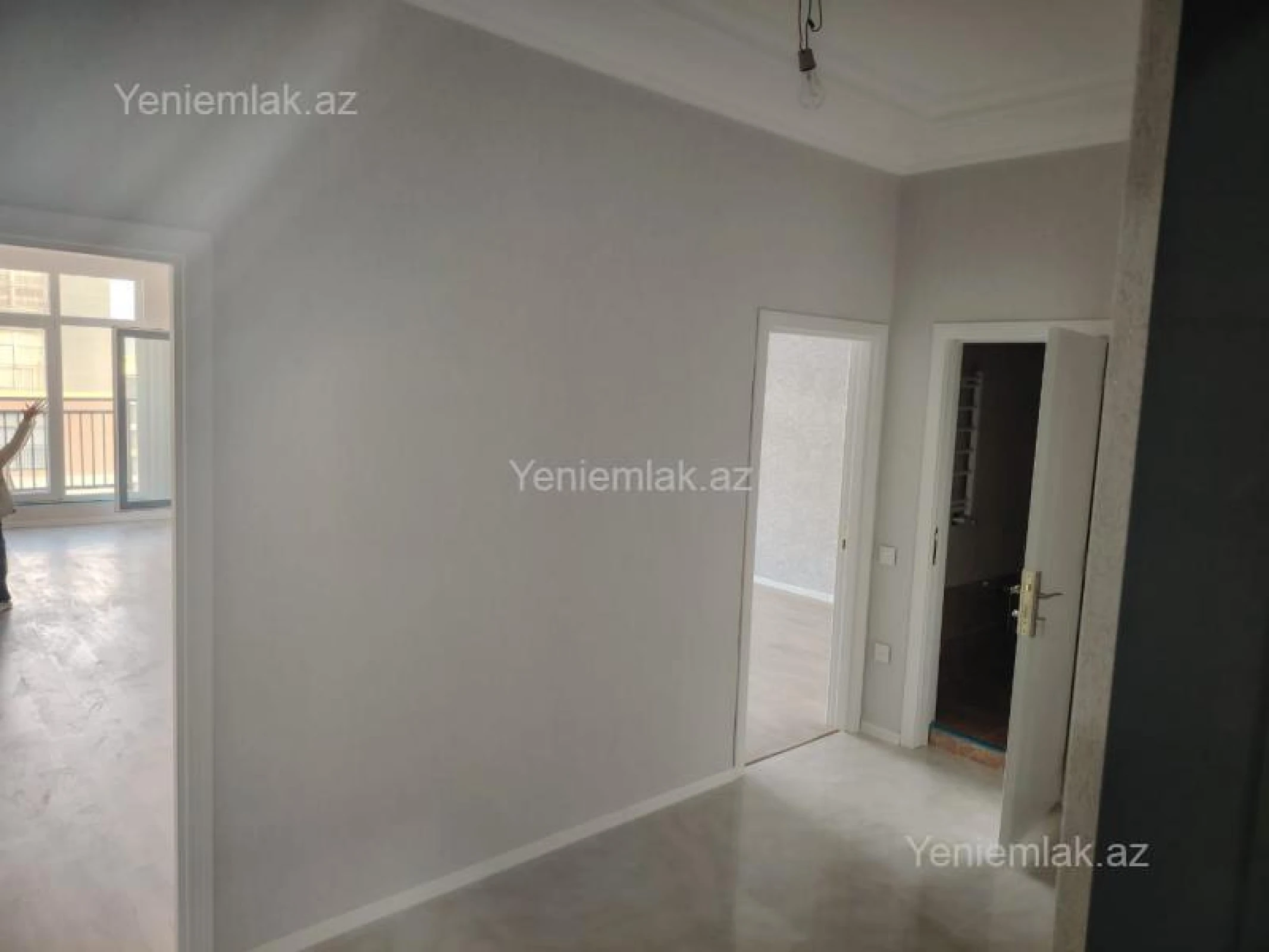 Satılır 2 otaqlı yeni tikili 74 m²