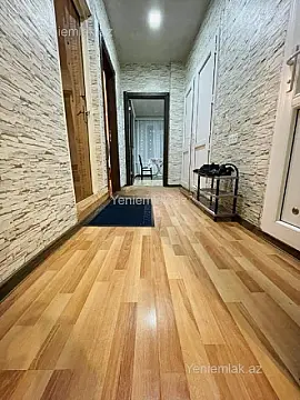 Satılır 2 otaqlı köhnə tikili 60 m²